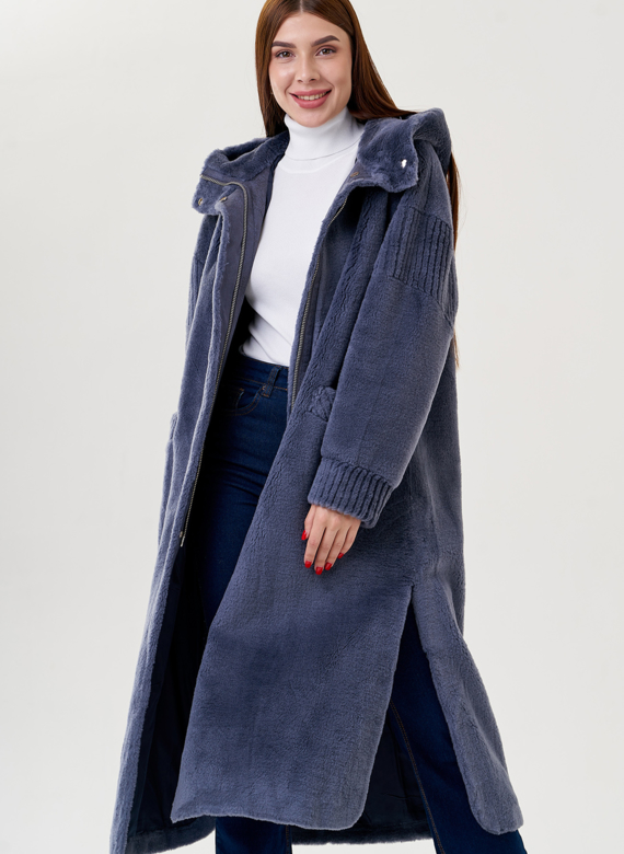 Женское пальто из шерсти с капюшоном 