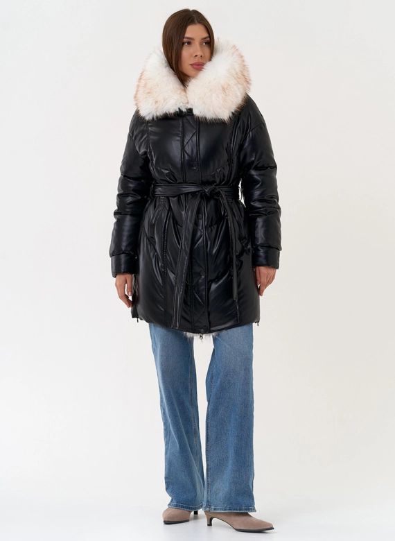 Женский пуховик из эко кожи с отделкой из эко меха