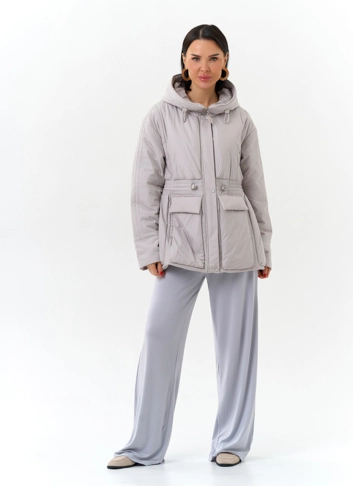 Женская куртка с капюшоном  фото