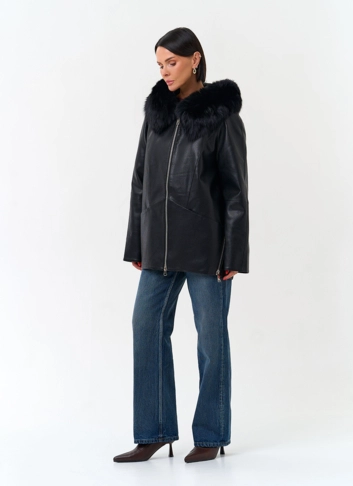 Женская утепленная куртка из эко кожи фото