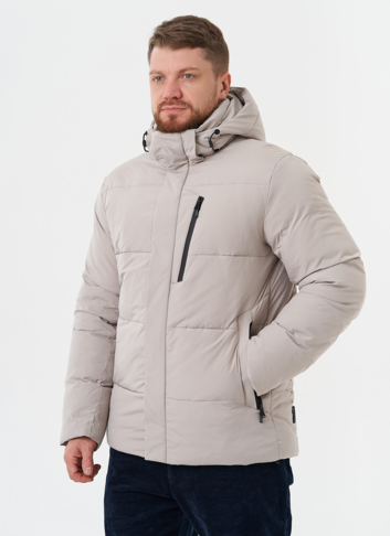 Зимний пуховик с капюшоном