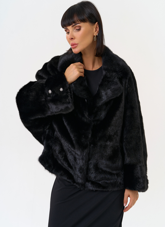 Куртка из меха норки с английским воротником