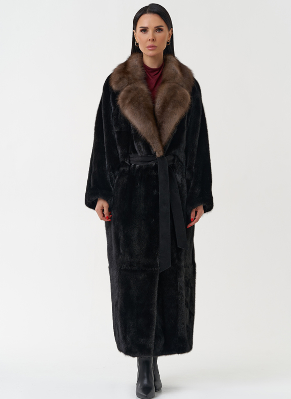 Норковая шуба с английским воротником из меха куницы