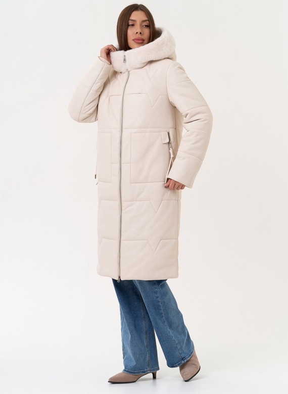 Женское пальто из эко кожи с капюшоном