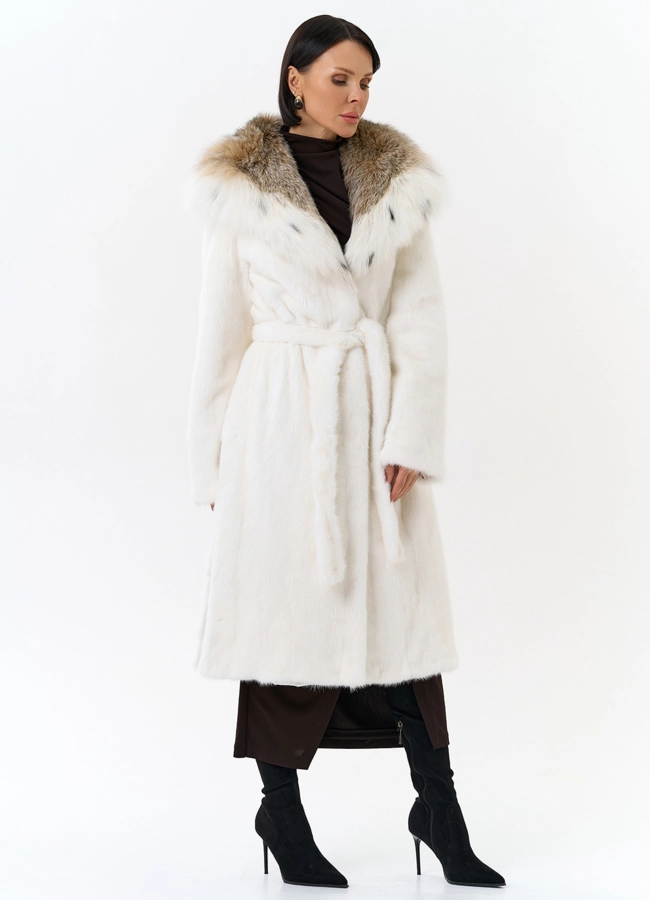 Шуба из белой  норки с капюшоном из рыси модель № 25001 универмаг малина