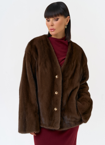 Укороченная шуба из меха норки с акцентными пуговицами