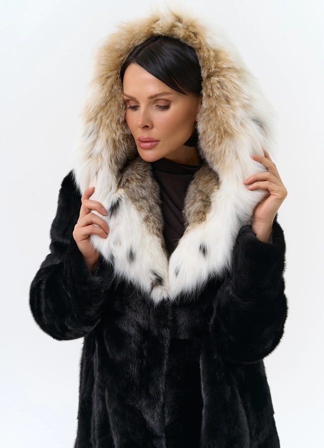 Норковая шуба черного цвета с рысью модель № 25004 универмаг малина