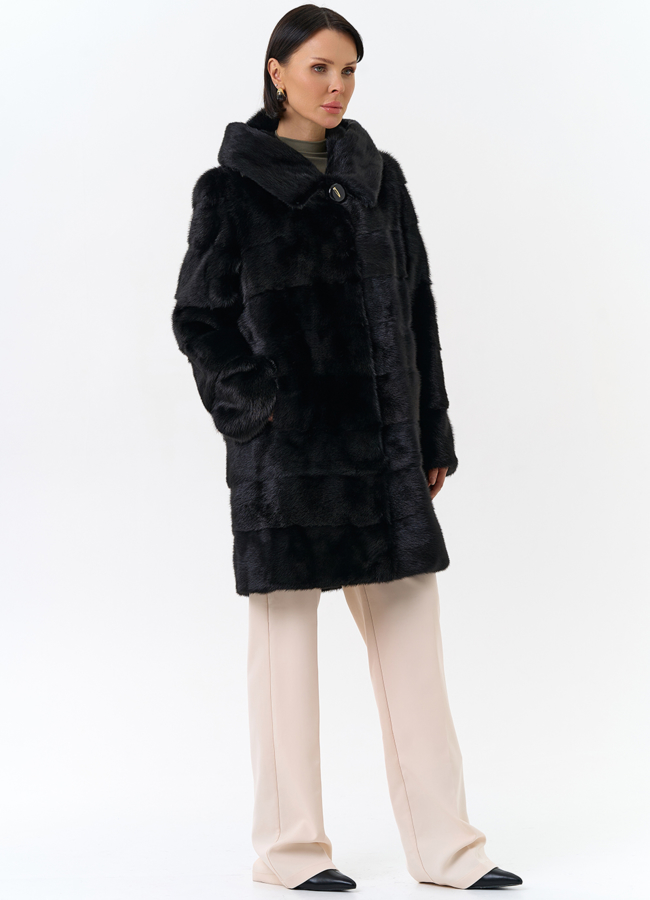 Шуба из норки с капюшоном черного цвета модель № 24727 в кредит