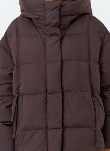Женский пуховик с капюшоном фото