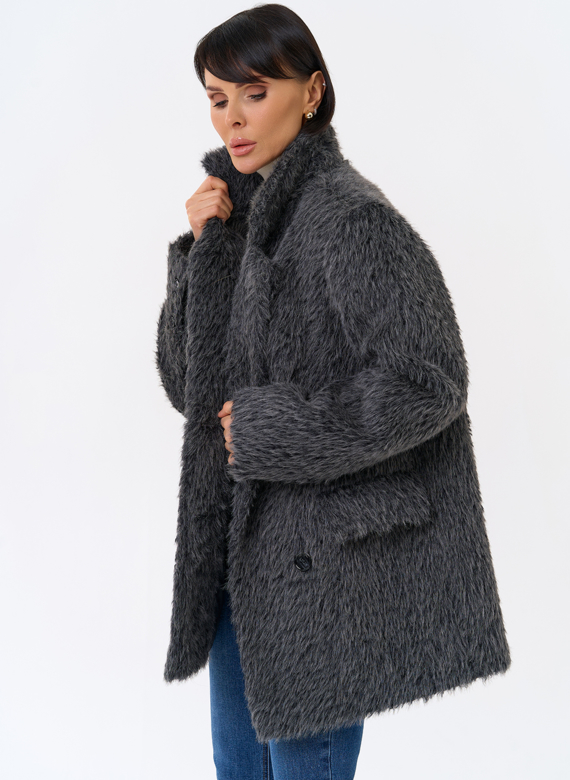 Женское утепленное пальто с английским воротником